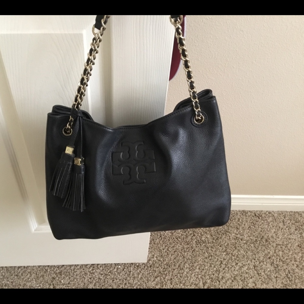 authentic Tory Burch Black leather shoulder bag